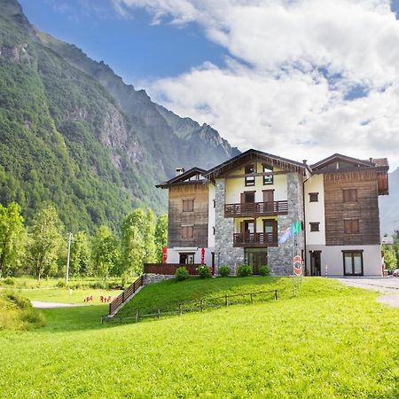 Ostello Casa Corti Вальбондионе Экстерьер фото
