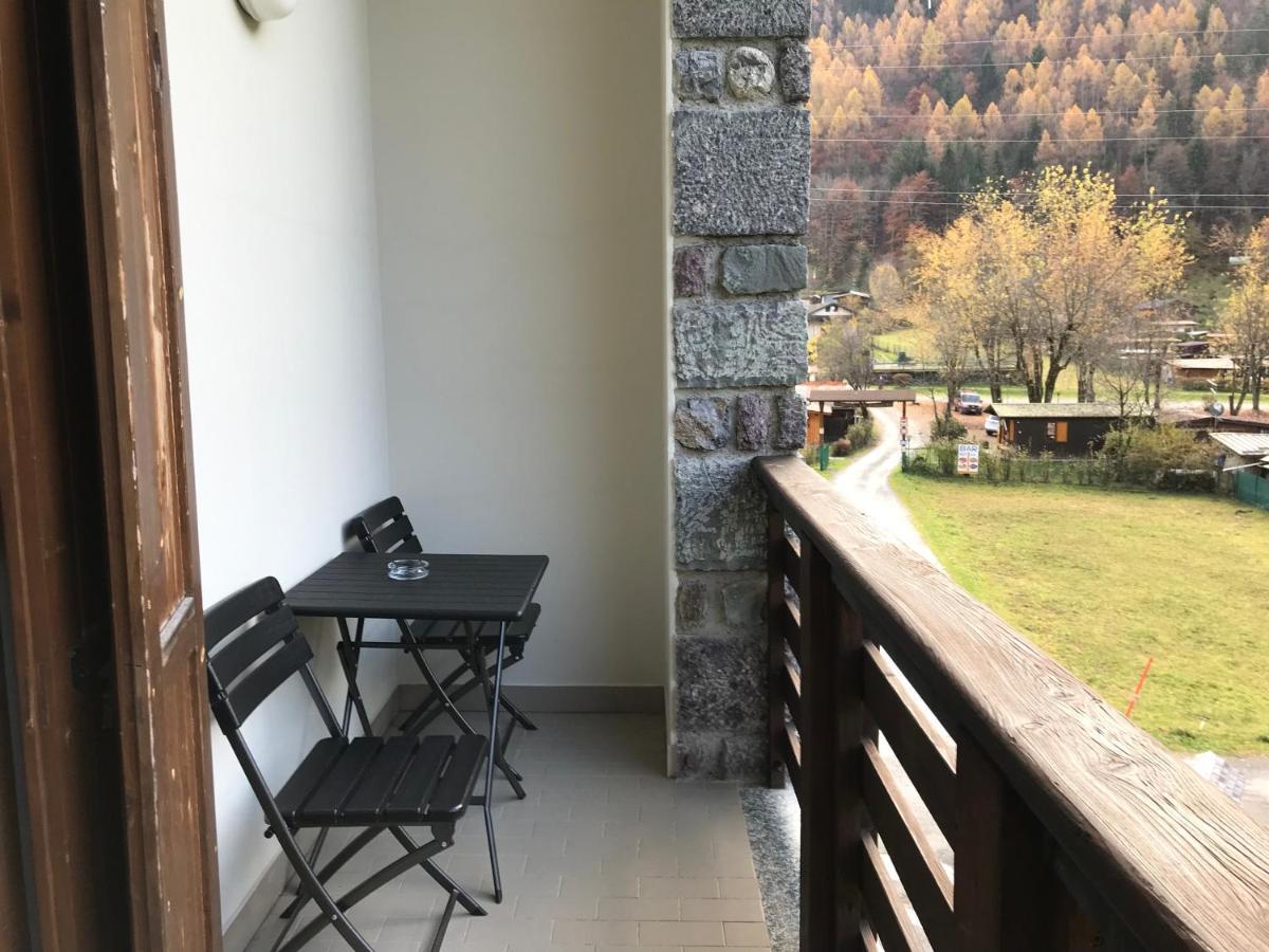 Ostello Casa Corti Вальбондионе Экстерьер фото