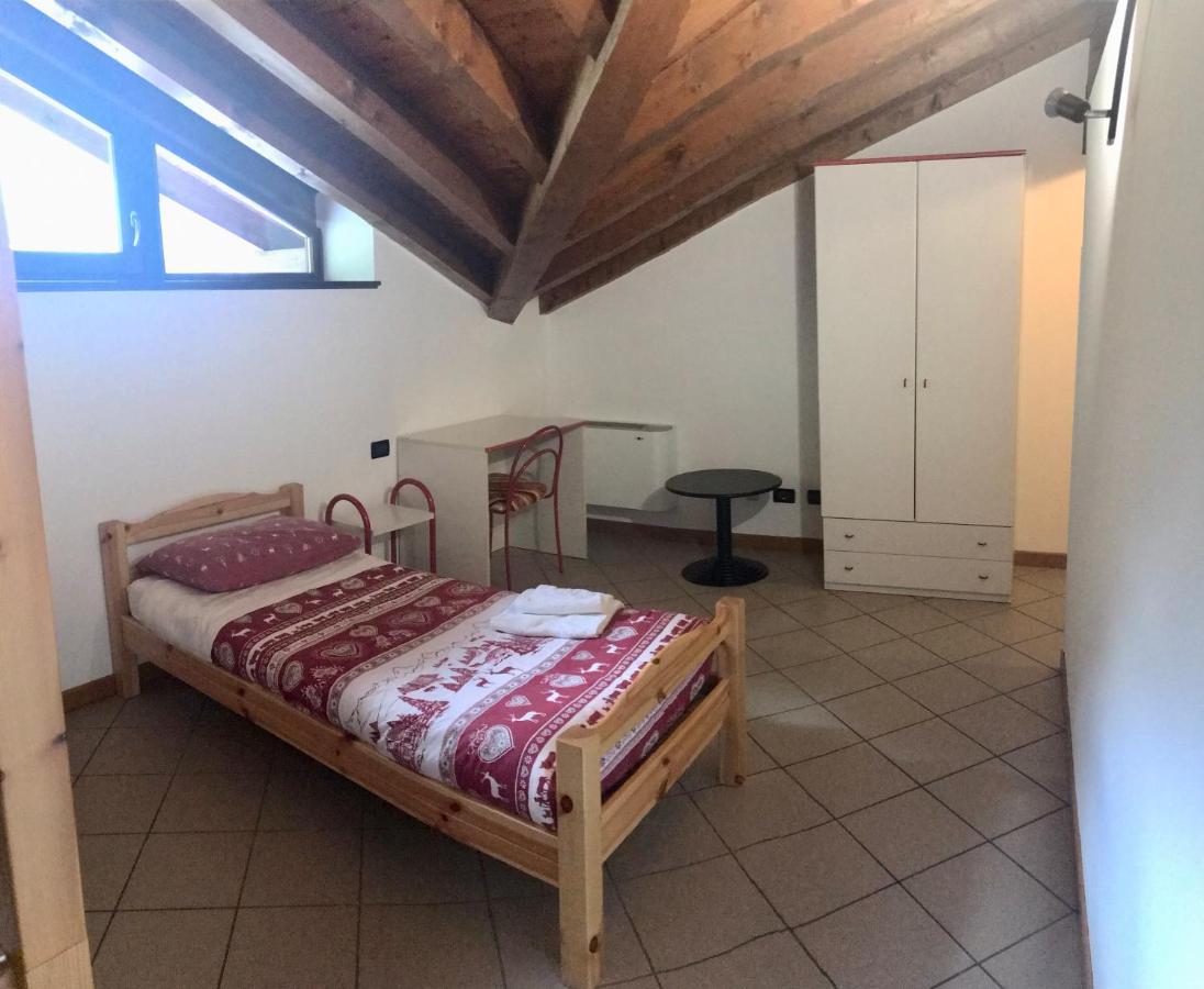 Ostello Casa Corti Вальбондионе Экстерьер фото