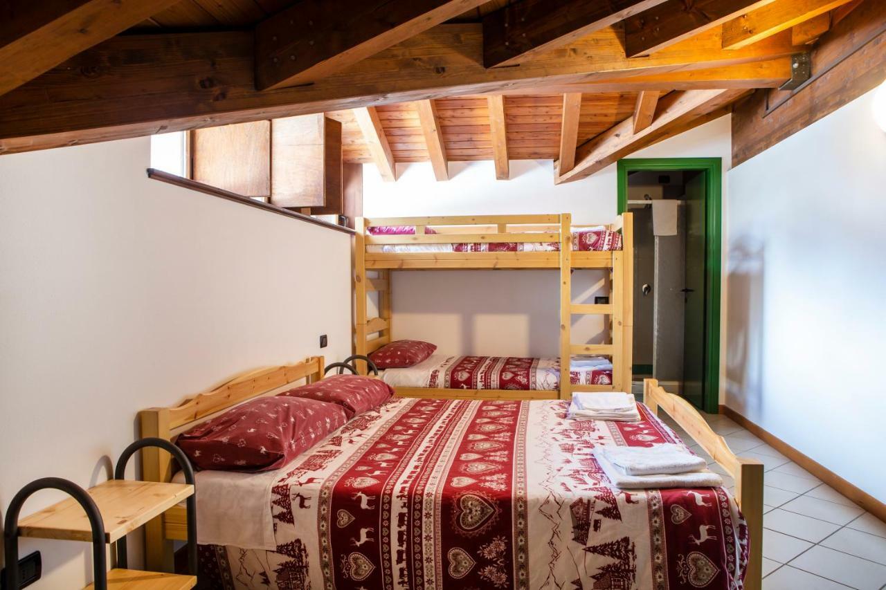 Ostello Casa Corti Вальбондионе Экстерьер фото
